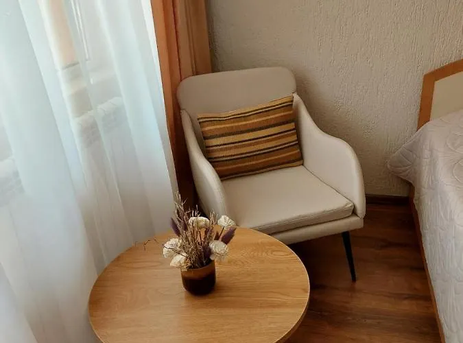 Hotel лагуна 2*